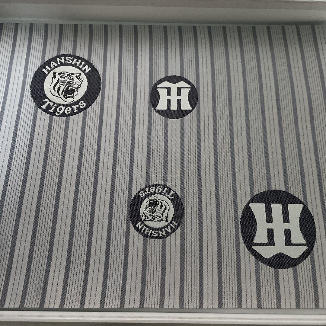 未使用品 正絹 はしもと帯・西陣織タペストリー（額縁入り）阪神タイガース